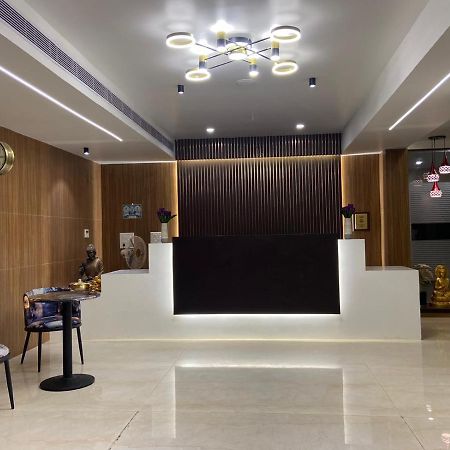 Le Shiv Executive Suite Theni Exterior foto