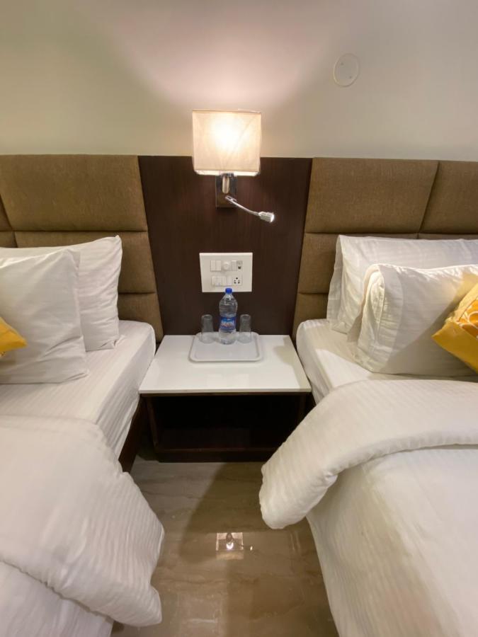 Le Shiv Executive Suite Theni Exterior foto