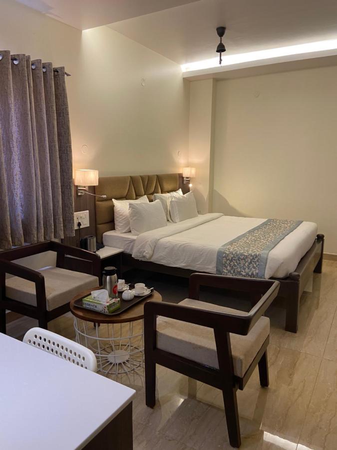 Le Shiv Executive Suite Theni Exterior foto
