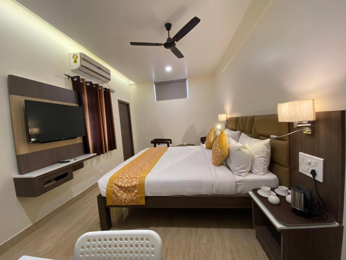 Le Shiv Executive Suite Theni Exterior foto