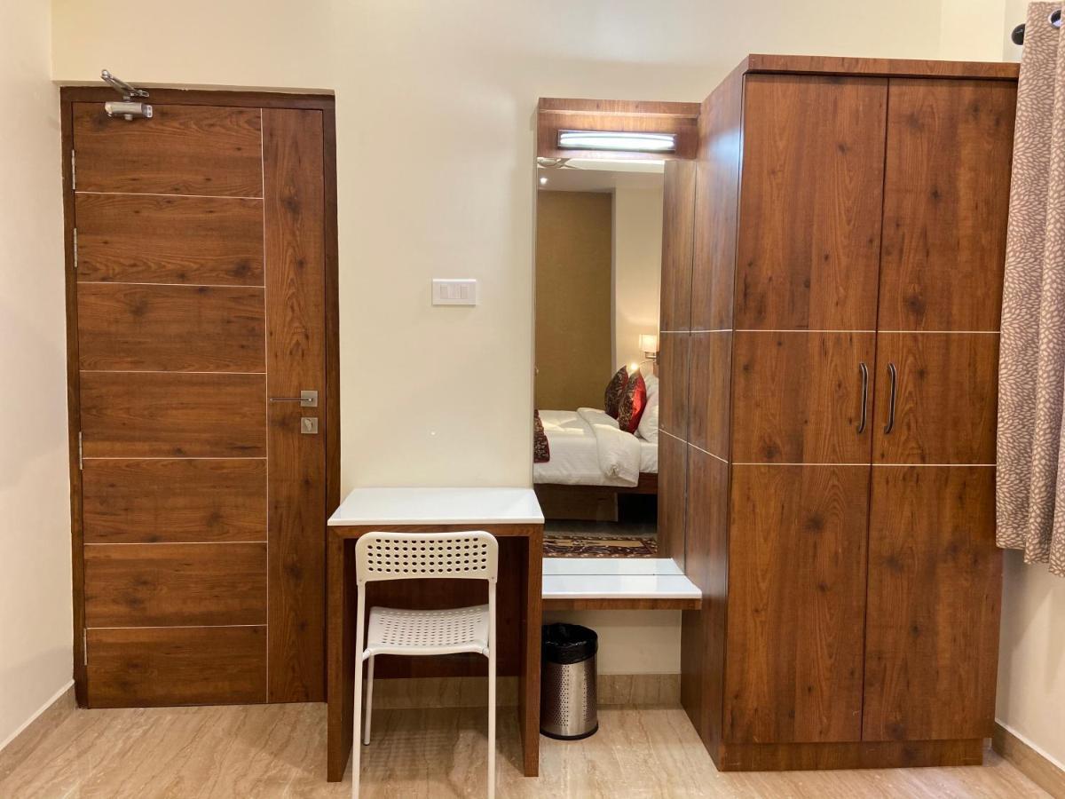Le Shiv Executive Suite Theni Exterior foto