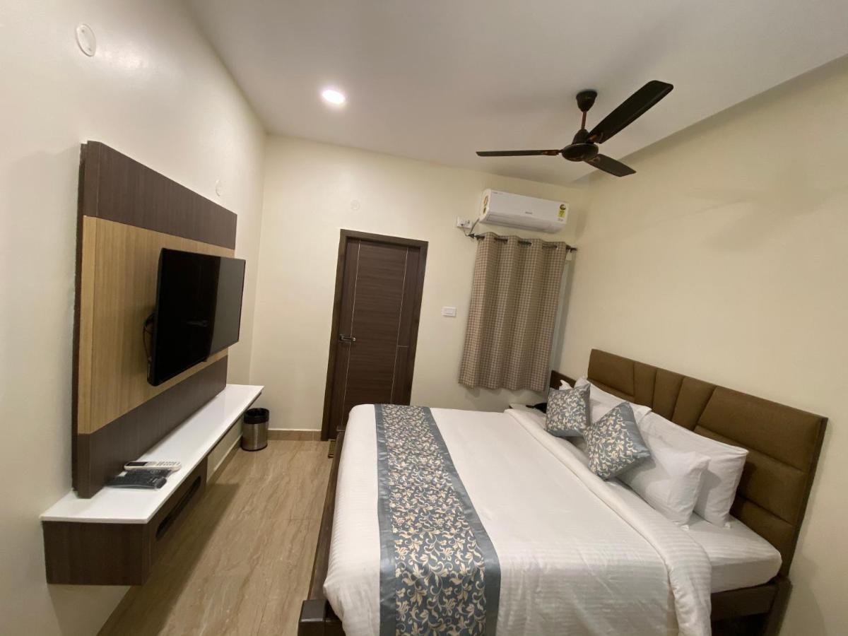 Le Shiv Executive Suite Theni Exterior foto
