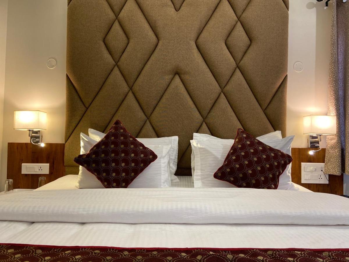 Le Shiv Executive Suite Theni Exterior foto