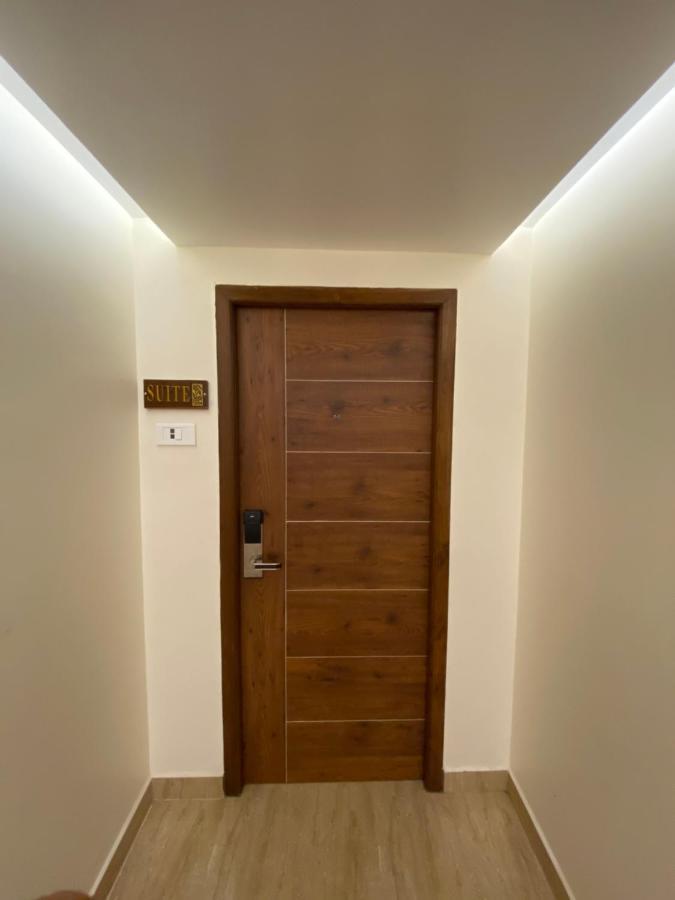 Le Shiv Executive Suite Theni Exterior foto