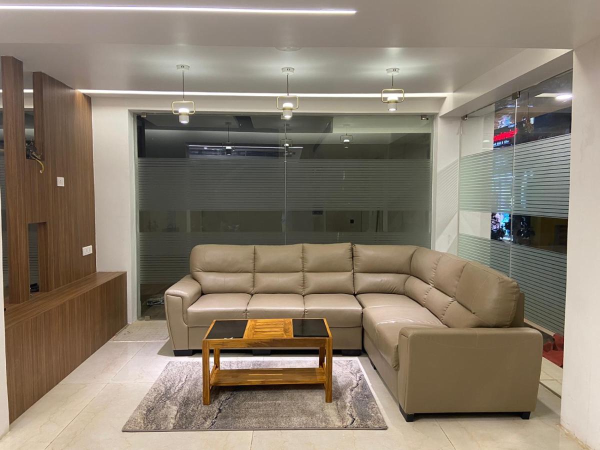 Le Shiv Executive Suite Theni Exterior foto