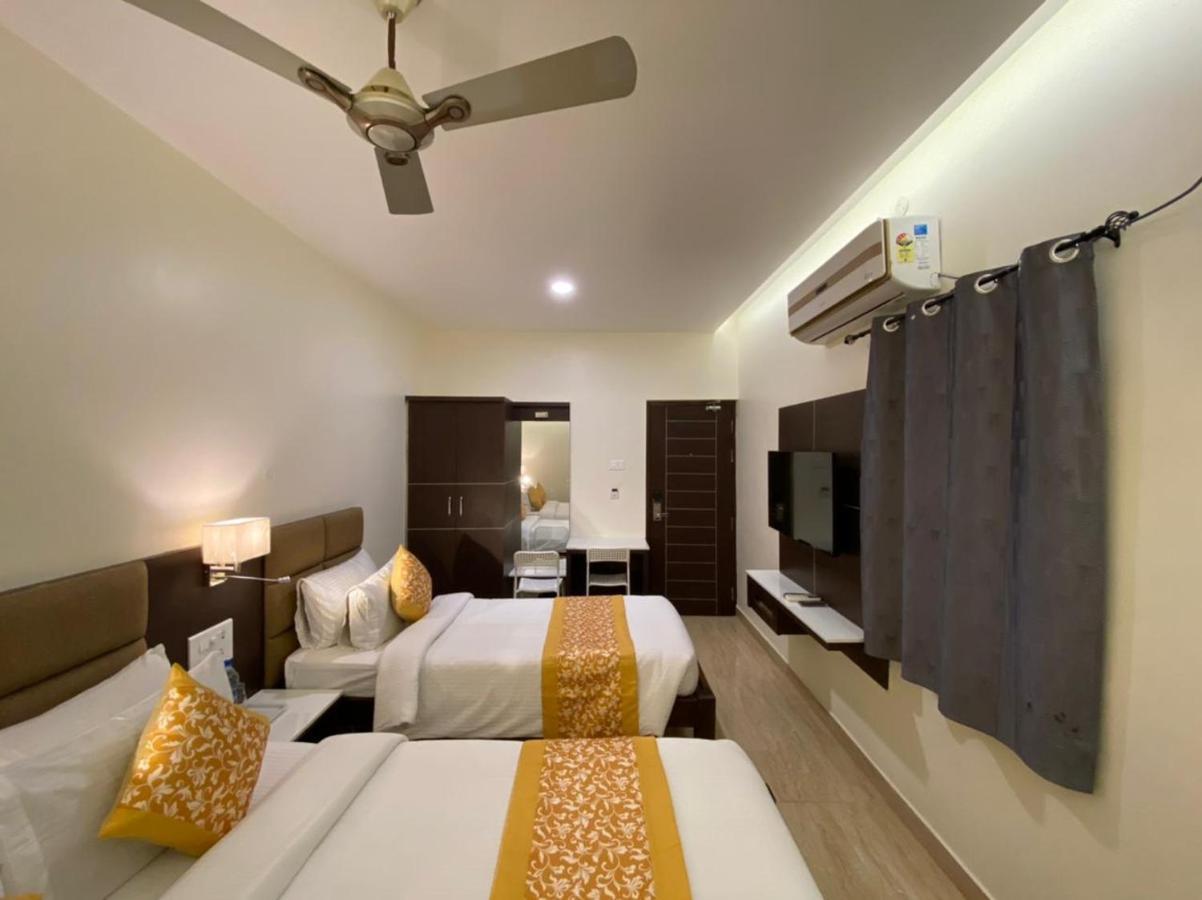 Le Shiv Executive Suite Theni Exterior foto