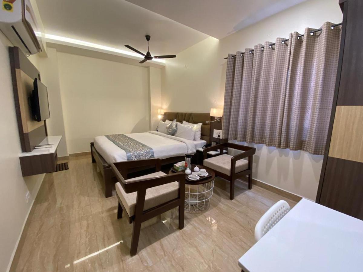 Le Shiv Executive Suite Theni Exterior foto