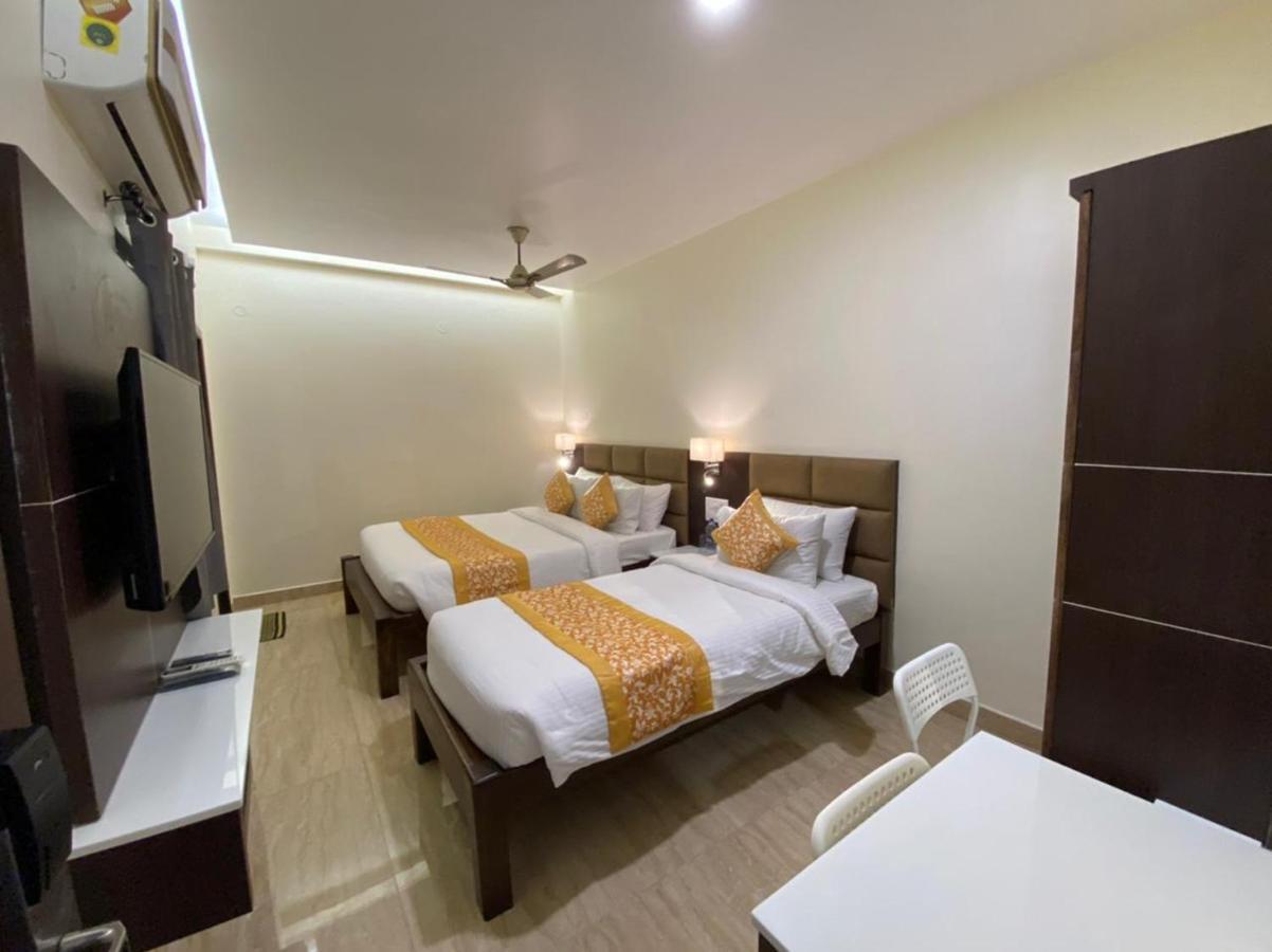 Le Shiv Executive Suite Theni Exterior foto