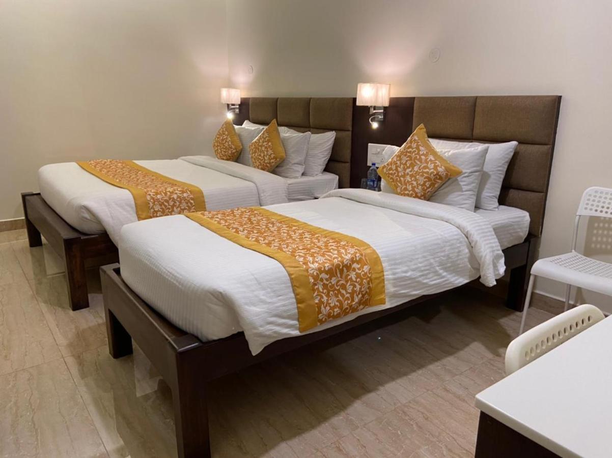 Le Shiv Executive Suite Theni Exterior foto