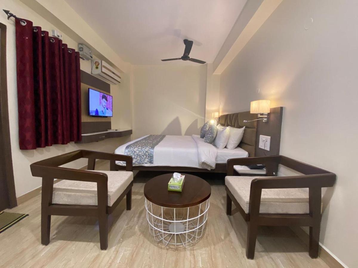 Le Shiv Executive Suite Theni Exterior foto